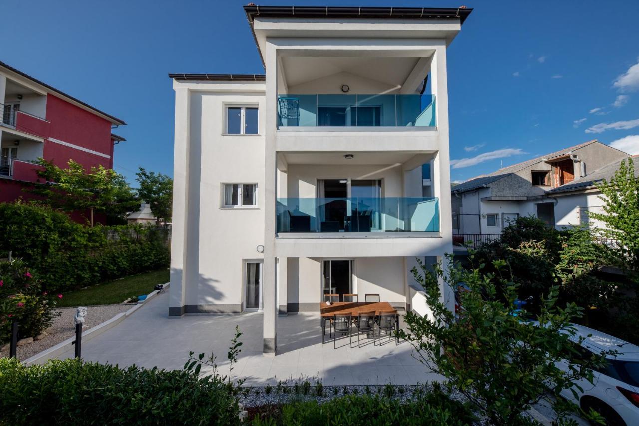 Peaceful Haven Near The Sea-Apartments Torlak Rab Banjol Kültér fotó
